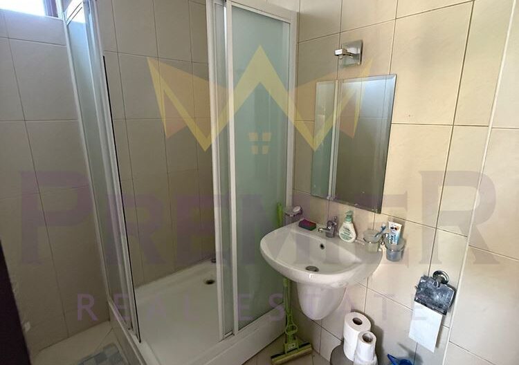 Просторна двуетажна къща в затворен комплекс Bay View Villas – Кошарица -  - снимка 11 - Имоти Премиер