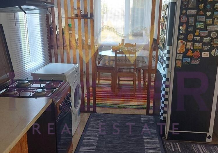 Просторна къща в гр.Шабла, обл.Добрич -  - снимка 33 - Имоти Премиер