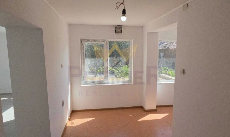 Реновирана къща в село Червенци -  - снимка 11 - Имоти Премиер