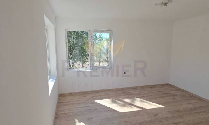 Реновирана къща в село Червенци -  - снимка 12 - Имоти Премиер