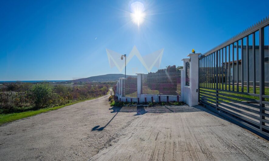 Самостоятелна едноетажна къща с двор в затворен комплекс с морска панорама до с. Кранево. -  - снимка 21 - Имоти Премиер