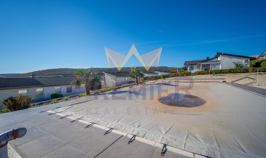 Самостоятелна едноетажна къща с двор в затворен комплекс с морска панорама до с. Кранево. -  - снимка 22 - Имоти Премиер