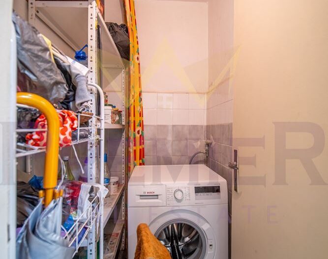 Широк Тристаен Апартамент до Окръжна Болница и Лидъл! -  - снимка 11 - Имоти Премиер