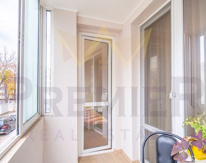 Широк Тристаен Апартамент до Окръжна Болница и Лидъл! -  - снимка 8 - Имоти Премиер