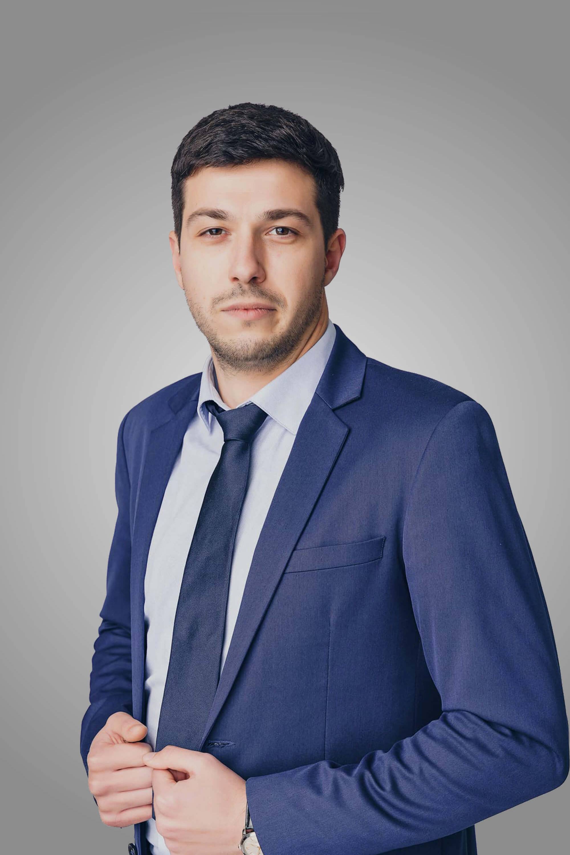 Стефан Николов - ИМОТИ ПРЕМИЕР - Агенция за недвижими имоти