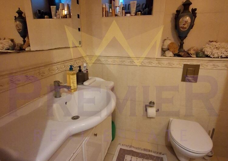 Стилен 3-стаен апартамент с паркомясто Траката -  - снимка 26 - Имоти Премиер