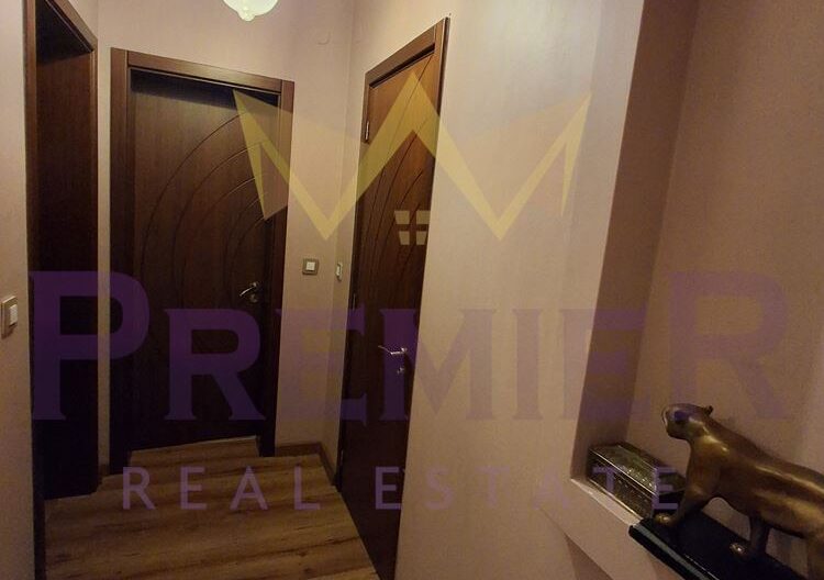 Стилен 3-стаен апартамент с паркомясто Траката -  - снимка 9 - Имоти Премиер