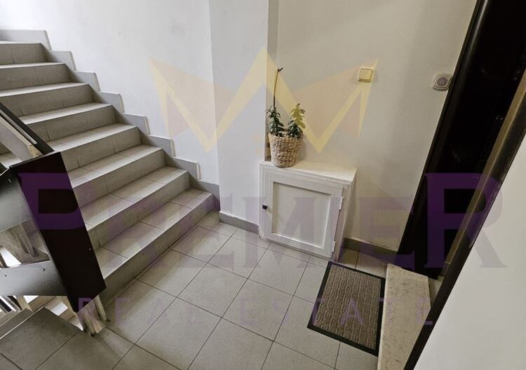 Стилен двустаен апартамент в Център -  - снимка 20 - Имоти Премиер