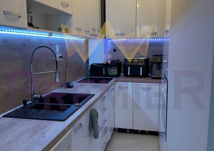 Стилен тристаен апартамент в Овча Купел 1 - - снимка 3 - Имоти Премиер