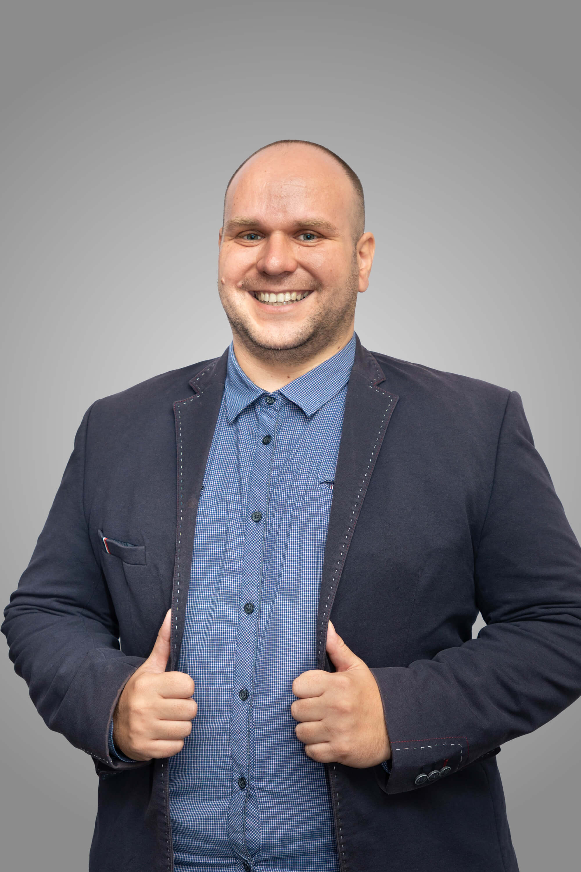 Стоян Петришки - ИМОТИ ПРЕМИЕР - Агенция за недвижими имоти