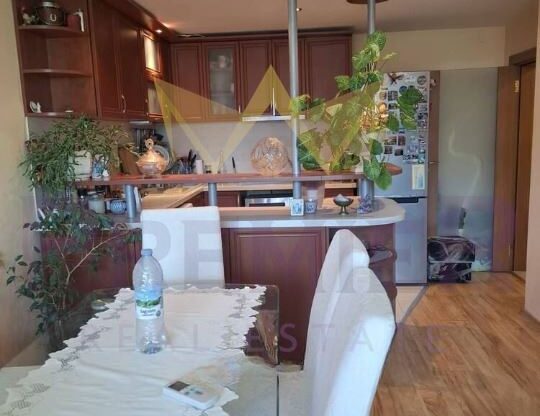 Агенция за недвижими имоти - Имоти Премиер - имот - 1061331, Цена: 145000 EUR