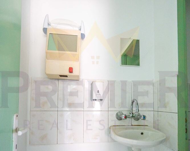 Търговски обект с инвестиционен потенциал в Бургас, ЖК Меден Рудник, зона Г - - снимка 12 - Имоти Премиер