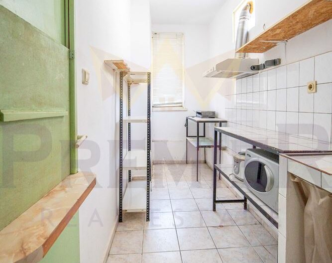 Търговски обект с инвестиционен потенциал в Бургас, ЖК Меден Рудник, зона Г - - снимка 8 - Имоти Премиер