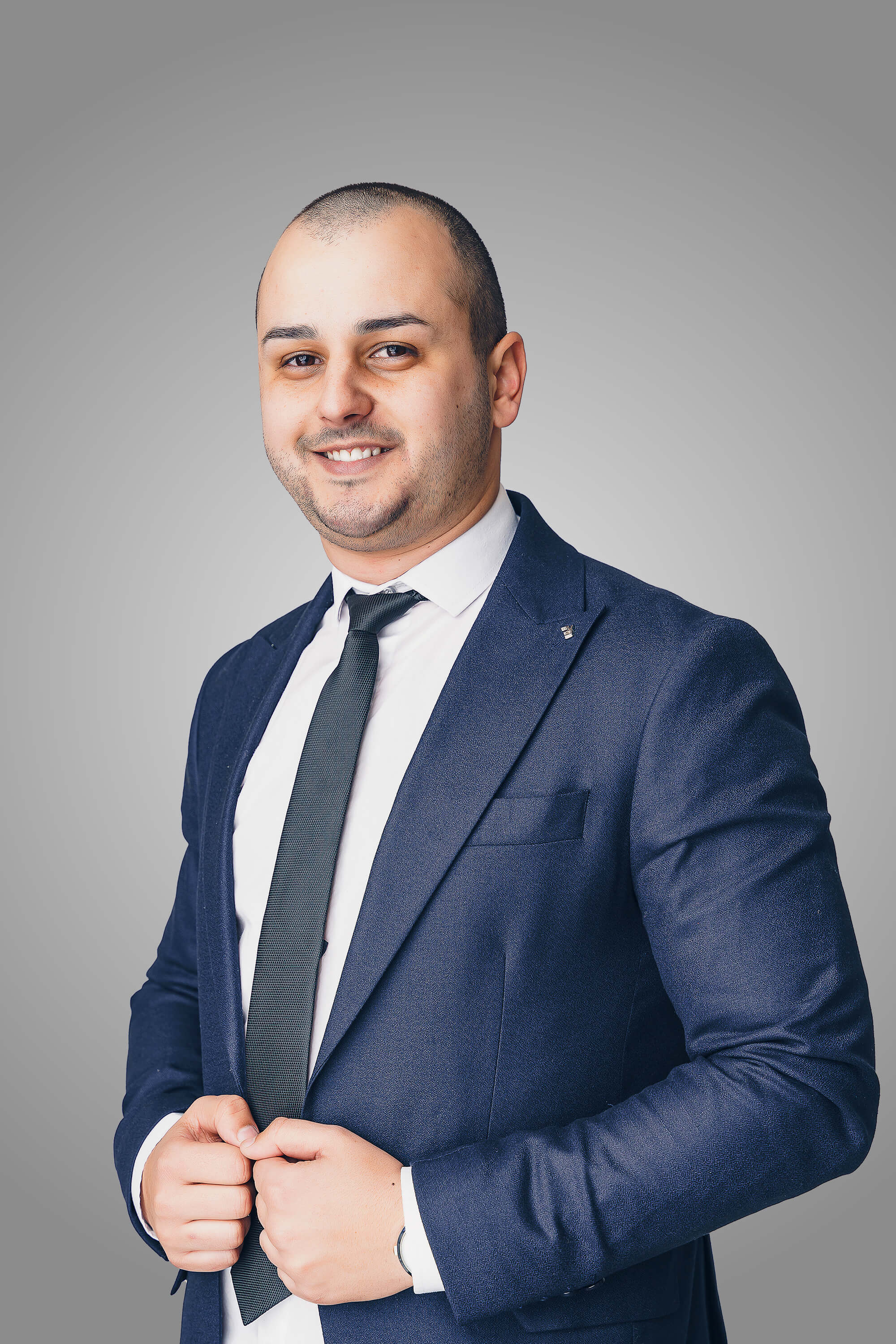 Тихомир Боев - ИМОТИ ПРЕМИЕР - Агенция за недвижими имоти