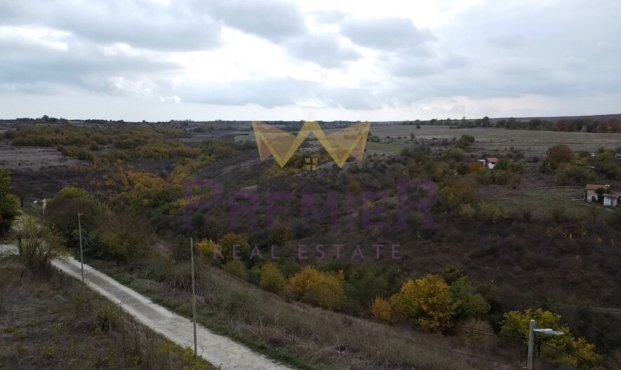 Триетажна къща с двор и горска панорама в с. Климентово -  - снимка 5 - Имоти Премиер