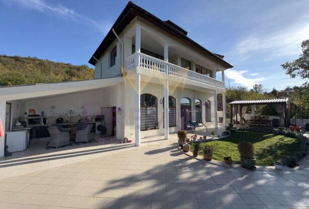 Агенция за недвижими имоти - Имоти Премиер - имот - 1043193, Цена: 300000 EUR