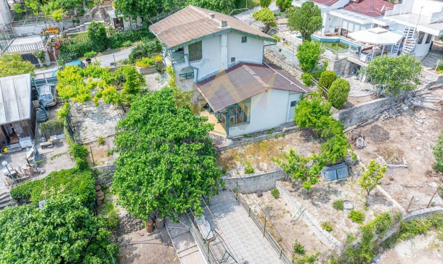 Триетажна къща с морска панорама в Балчик -  - снимка 32 - Имоти Премиер
