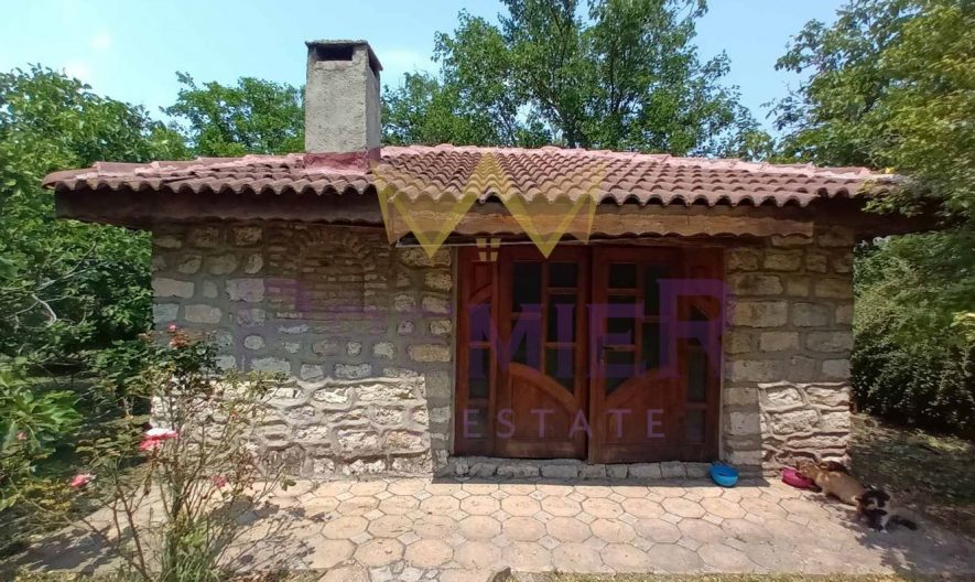 Триетажна къща село Звездица -  - снимка 23 - Имоти Премиер