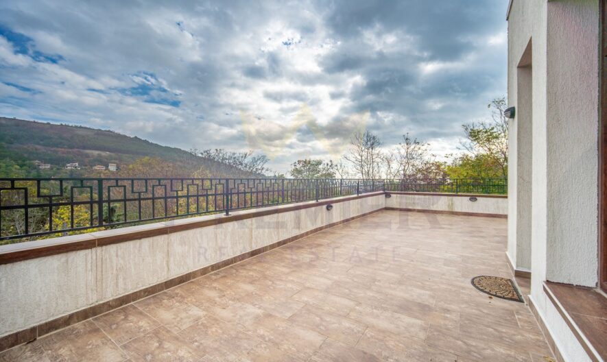 Триетажна къща в Балчик -  - снимка 19 - Имоти Премиер