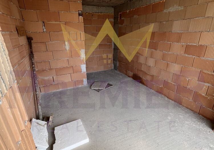 Тристаен апартамент – кв. Христо Ботев, Варна -  - снимка 9 - Имоти Премиер