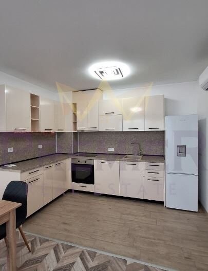 Агенция за недвижими имоти - Имоти Премиер - имот - 1083941, Цена: 290000 EUR