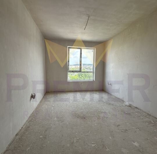 Тристаен апартамент – Победа, Варна -  - снимка 8 - Имоти Премиер