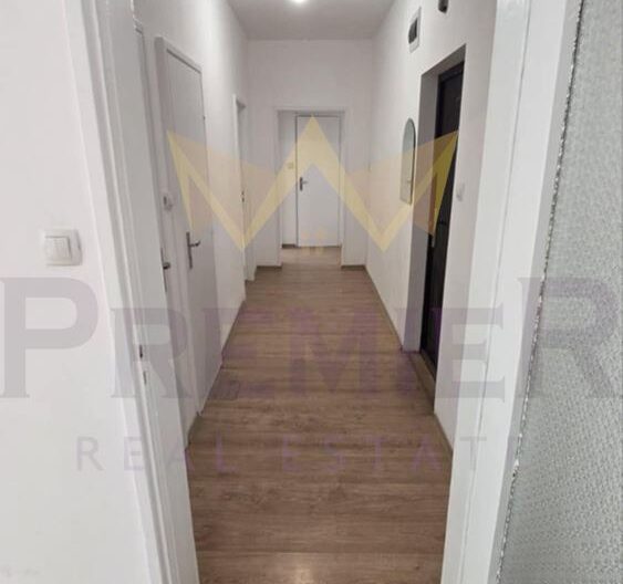 Тристаен апартамент, Базар Левски, град Варна - - снимка 4 - Имоти Премиер