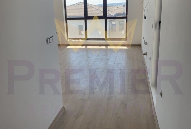 Апартаменти Варна - имот - 1075070 . 84 м<sup>2</sup>, Цена: 215000 EUR