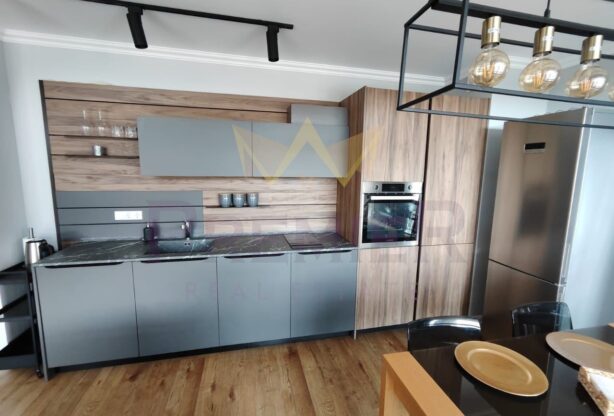 Агенция за недвижими имоти - Имоти Премиер - имот - 1099902, Цена: 390000 EUR