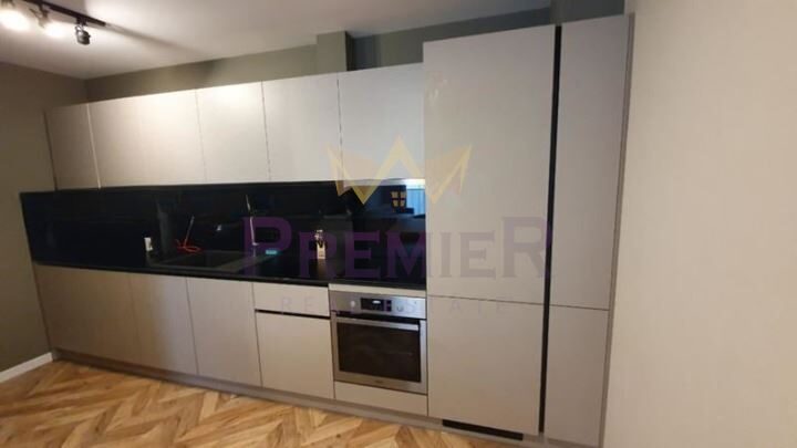 Агенция за недвижими имоти - Имоти Премиер - имот - 1070370, Цена: 850 EUR