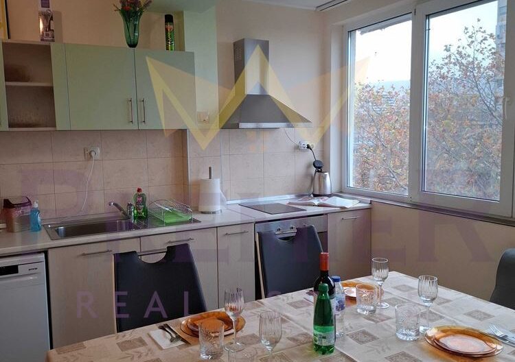 Агенция за недвижими имоти - Имоти Премиер - имот - 1100050, Цена: 650 EUR