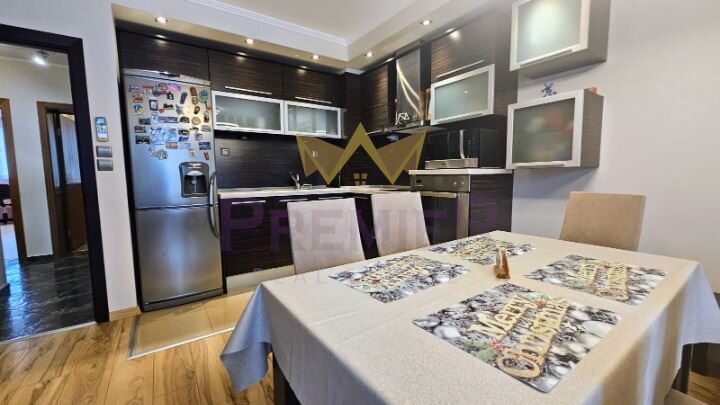 ТРИСТАЕН АПАРТАМЕНТ, КВ. ЛЕВСКИ -  - снимка 3 - Имоти Премиер