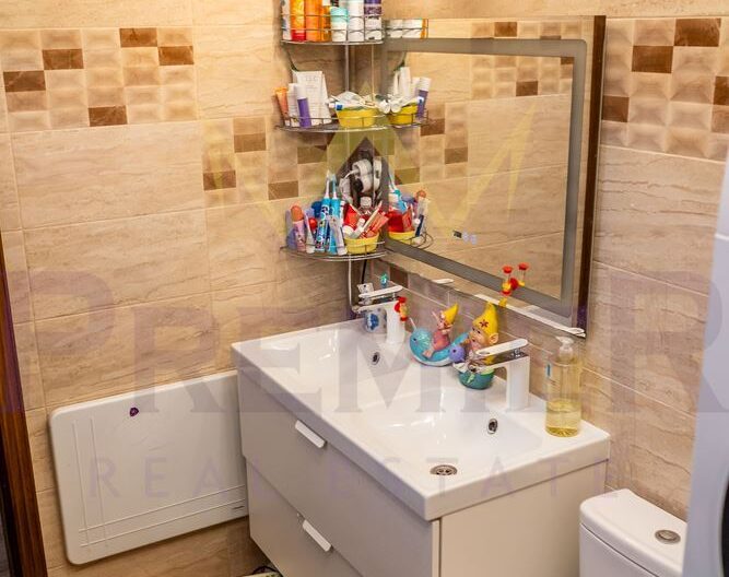 Тристаен апартамент, кв Виница - - снимка 17 - Имоти Премиер