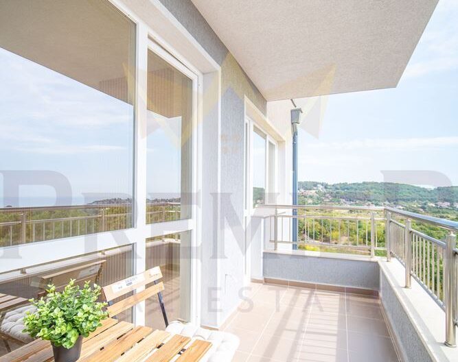 Тристаен Апартамент кв. Виница -  - снимка 9 - Имоти Премиер