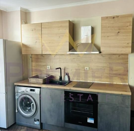 Агенция за недвижими имоти - Имоти Премиер - имот - 1059301, Цена: 800 EUR