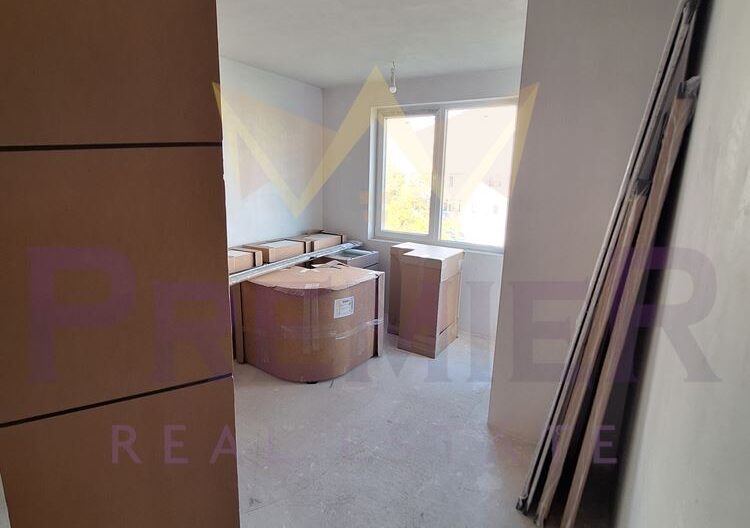 Тристаен апартамент Славейков до спортния комплекс -  - снимка 9 - Имоти Премиер