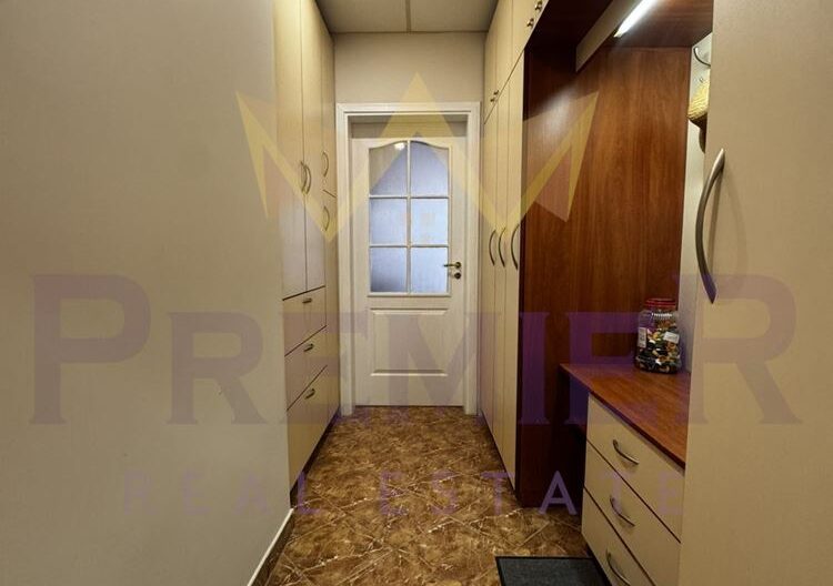 ТРИСТАЕН АПАРТАМЕНТ, ЦЕНТЪР -  - снимка 14 - Имоти Премиер