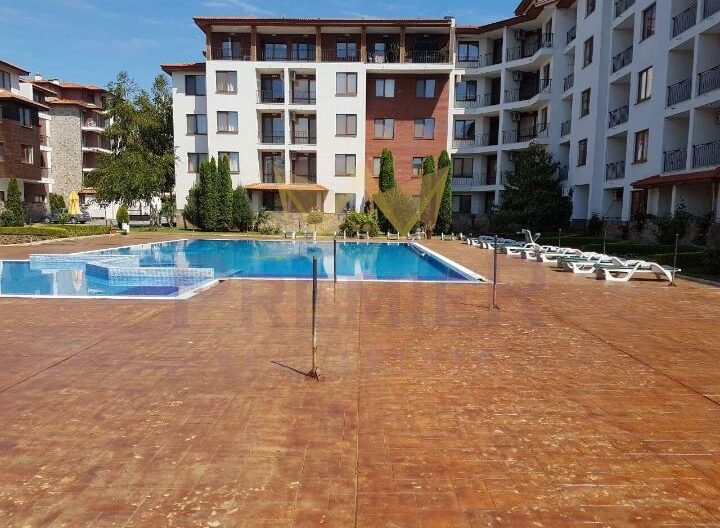 Тристаен апартамент в град Несебър - - снимка 14 - Имоти Премиер