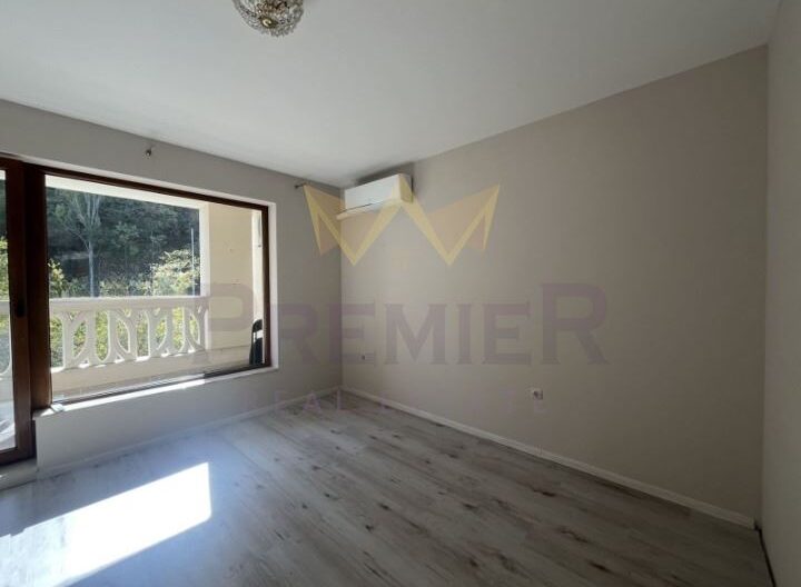 Тристаен апартамент в комплекс САУТ БЕЙ кв. АСПАРУХОВО -  - снимка 6 - Имоти Премиер