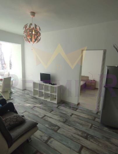 Тристаен апартамент в кв. Яворов - - снимка 10 - Имоти Премиер