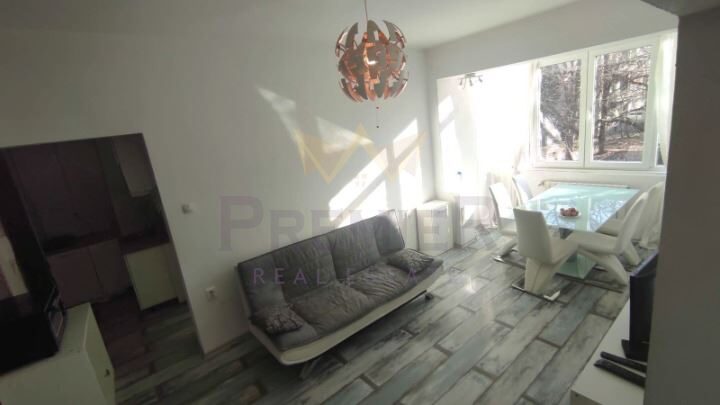 Тристаен апартамент в кв. Яворов - - снимка 6 - Имоти Премиер