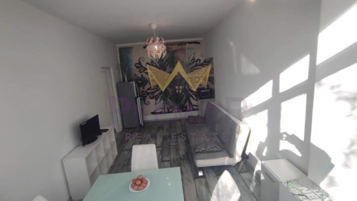 Тристаен апартамент в кв. Яворов - - снимка 8 - Имоти Премиер