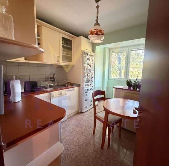 Тристаен апартамент в Младост 1 - - снимка 3 - Имоти Премиер