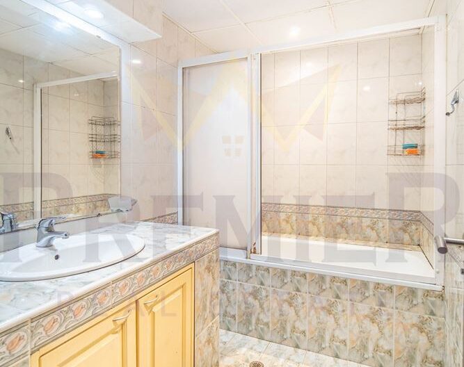 Тристаен апартамент в сърцето на Варна -  - снимка 13 - Имоти Премиер