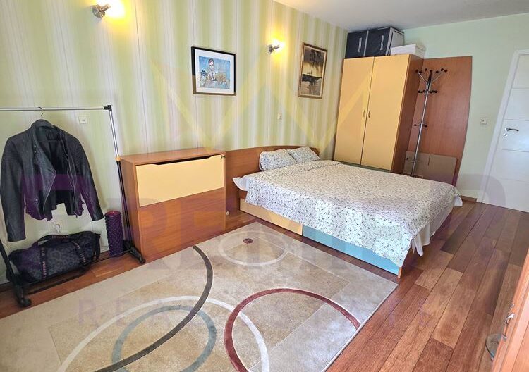 Тристаен апартамент в Центъра - - снимка 6 - Имоти Премиер