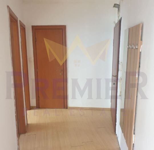 Тристаен апартамент в ж.к Белите брези - - снимка 3 - Имоти Премиер