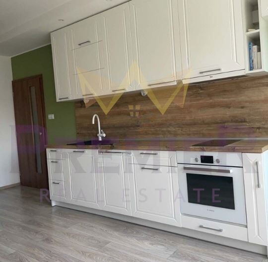 Агенция за недвижими имоти - Имоти Премиер - имот - 1055516, Цена: 200000 EUR