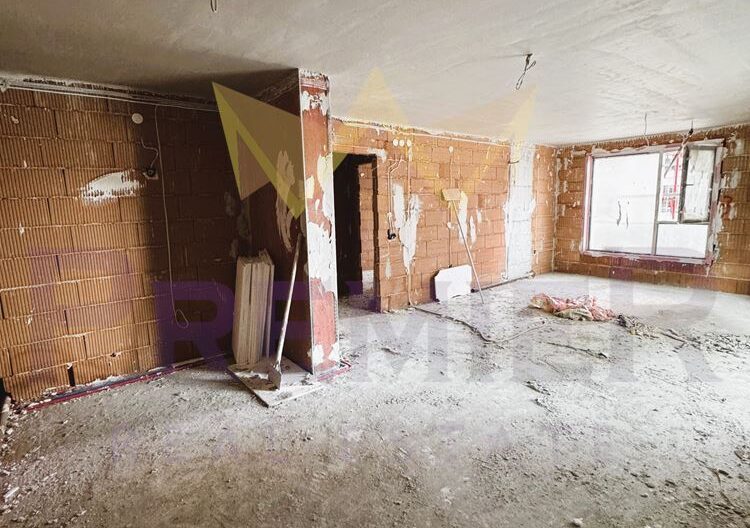 Агенция за недвижими имоти - Имоти Премиер - имот - 1086030, Цена: 266470 EUR