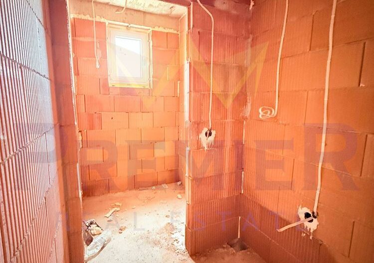 Тристаен Апартамент в ж.к. Владиславово гр. Варна -  - снимка 4 - Имоти Премиер