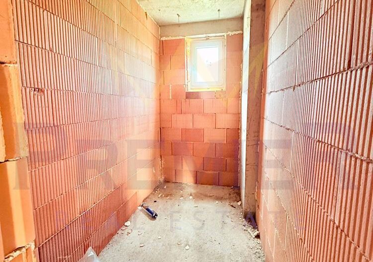 Тристаен Апартамент в ж.к. Владиславово гр. Варна -  - снимка 5 - Имоти Премиер